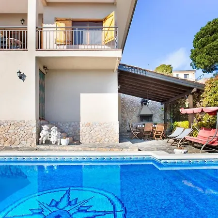 Caules Sleeps 8 With Pool And Wifi Villa *